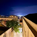 בית הארחה Sisters Centro